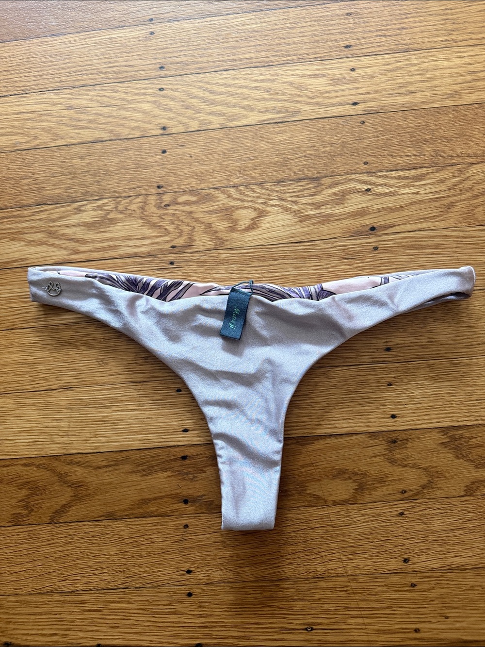✨ Maaji Reversible Flirt Bottoms in Rosewood ✨